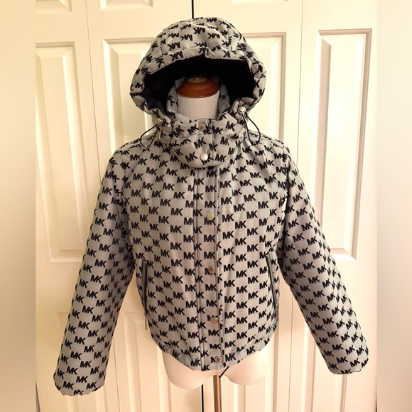MICHAEL KORS Women Gray LogoJacquard Hooded Puffer Jacket XS NWT $395 - Picture 3 of 13